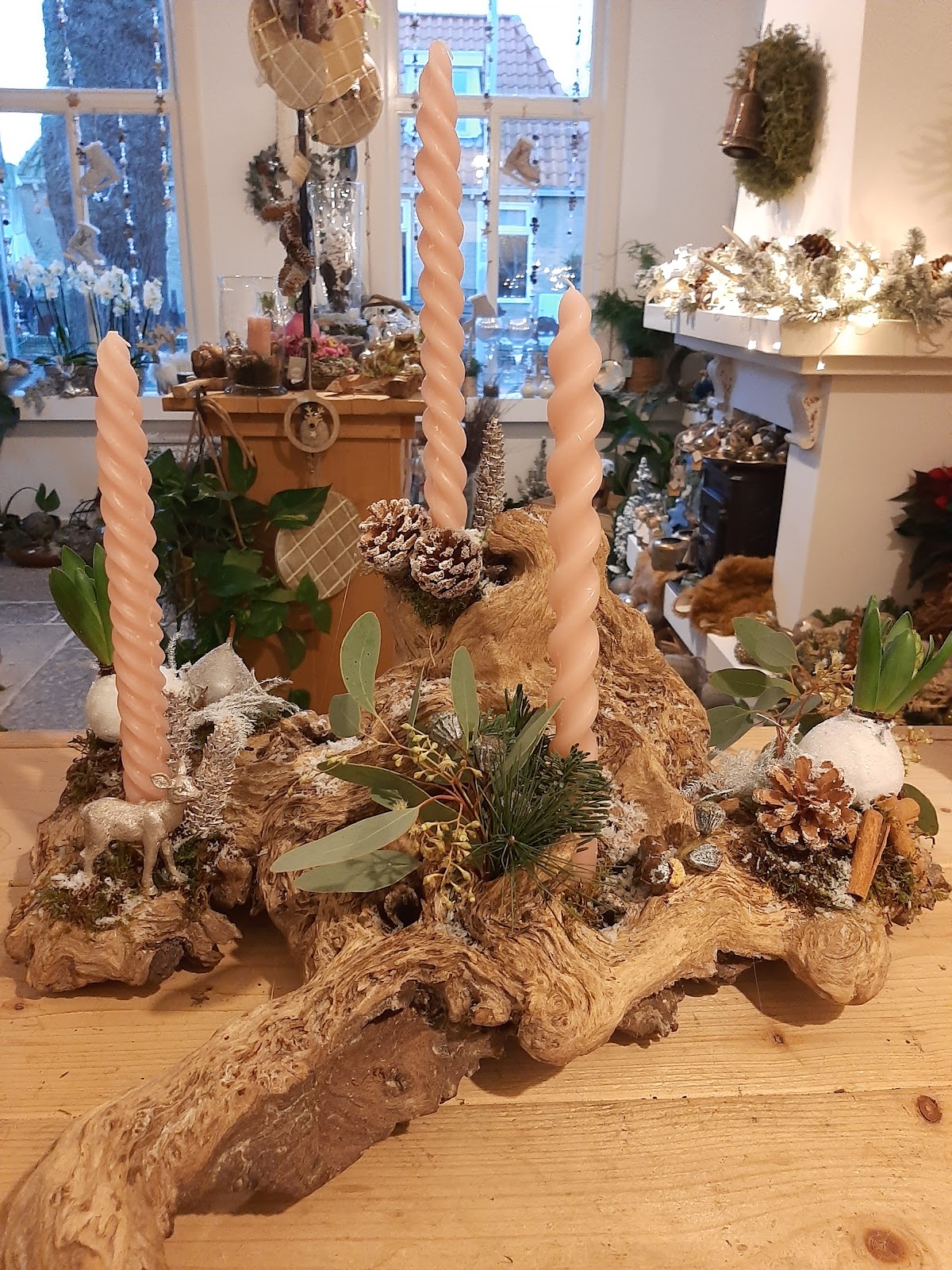 Foto van Leeuwenkamp bloemsierkunst en woondecoratie in Oudemirdum