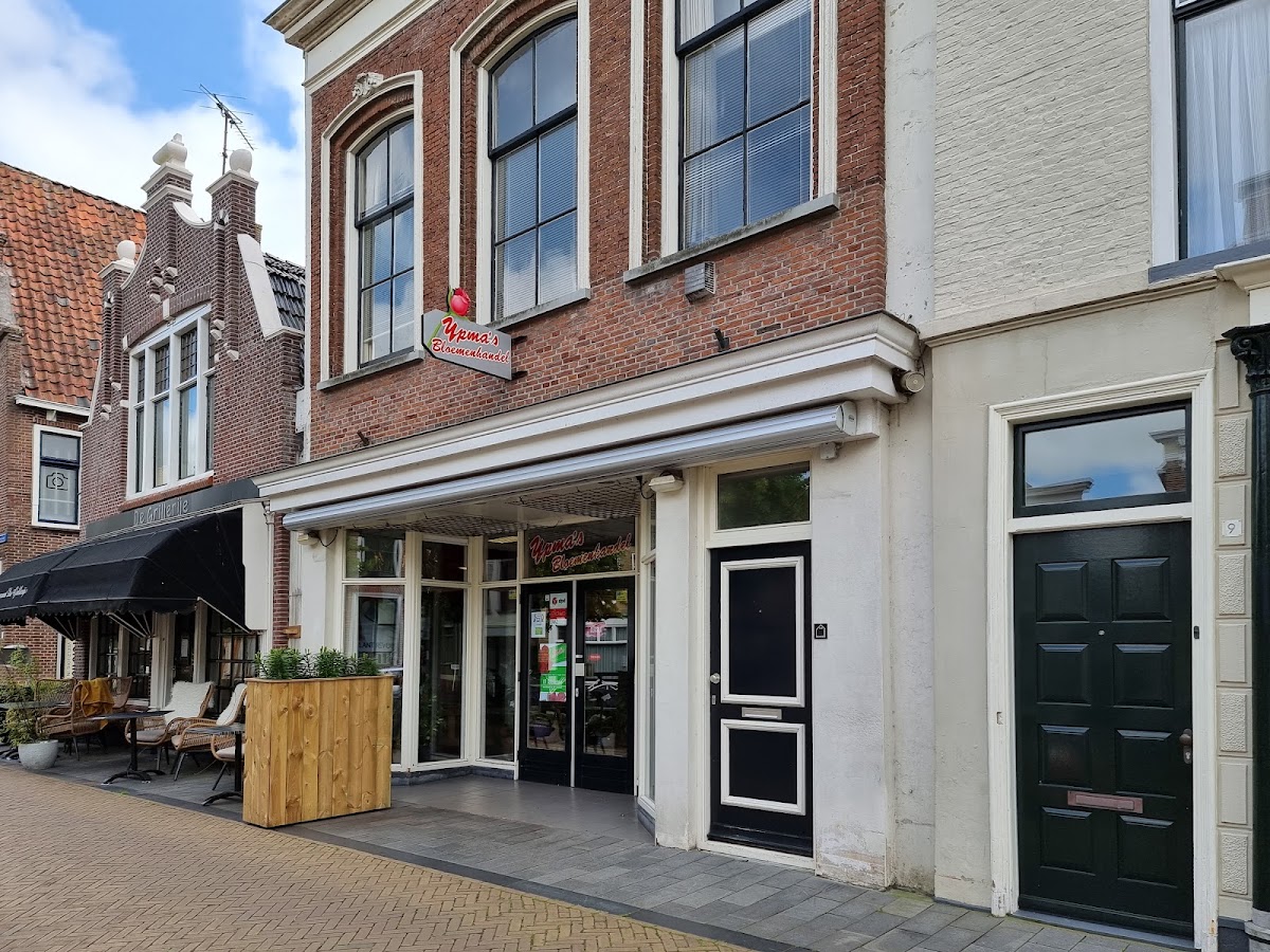 Foto van Ypma's Bloemenhandel in Franeker