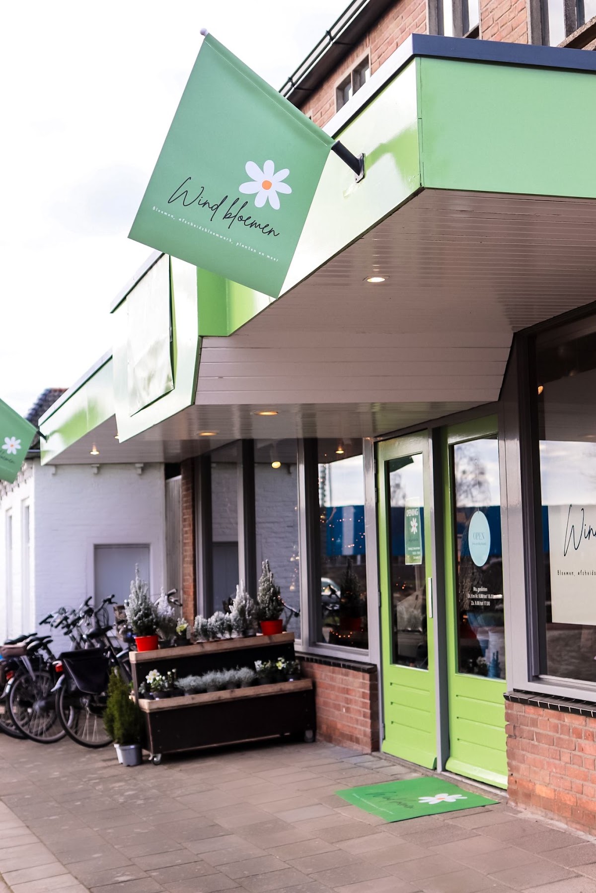 Foto van Wind bloemen in Sint Nicolaasga